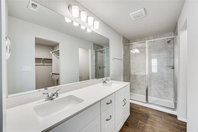 Building Photo - 2617 Paragon Fox Dr