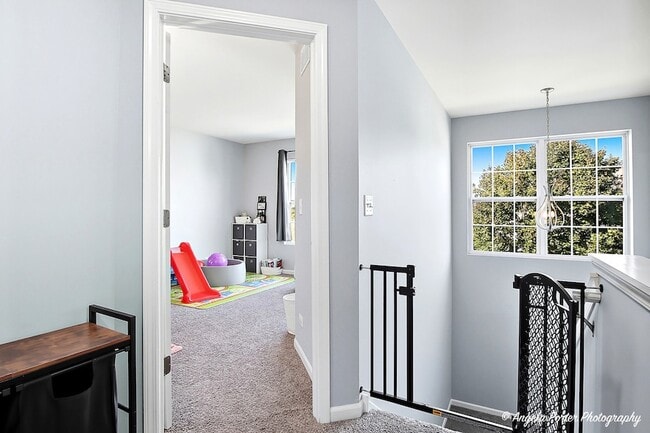 Building Photo - 1477 Sedgewood Ct
