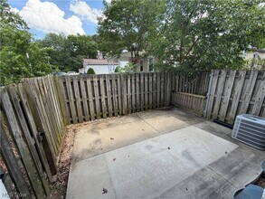 Building Photo - 672 Loomis Ave