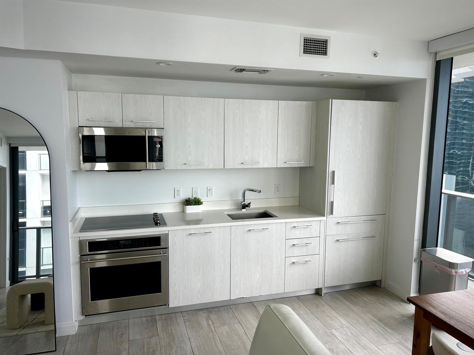 Building Photo - 55 SW 9th St