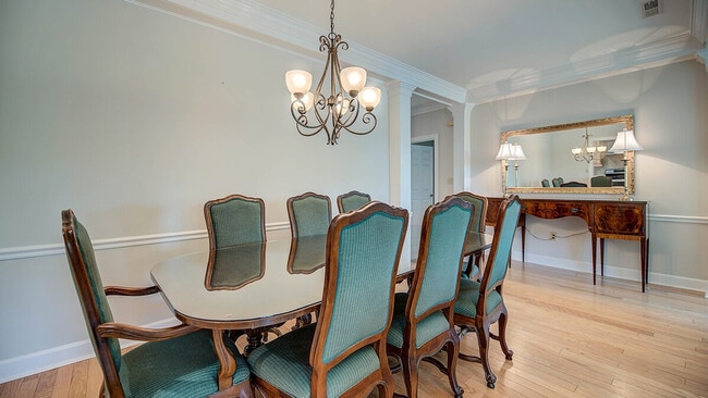 Building Photo - 752 Collins Meadow Dr