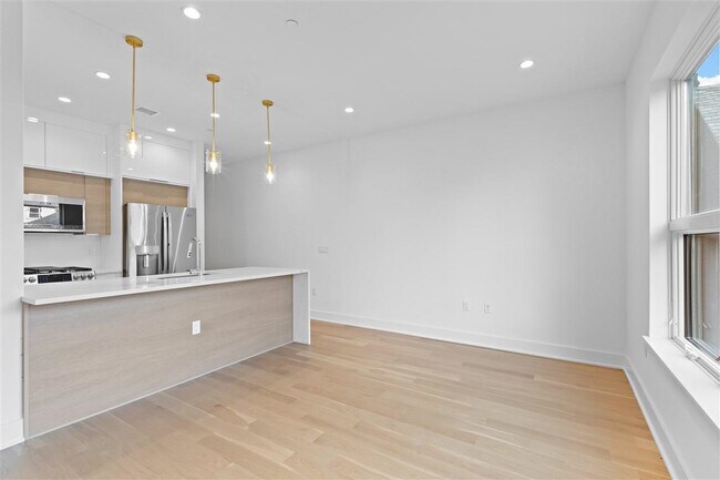 Building Photo - 6025 JFK Blvd E