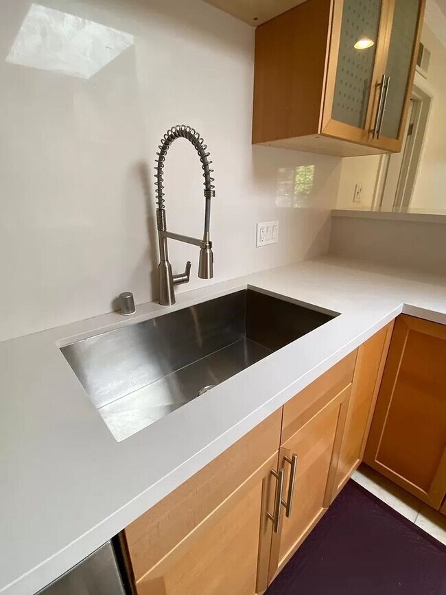 Building Photo - 4 Rent now at Calvena Drive