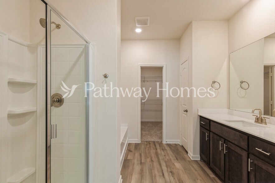 Building Photo - 10820 Gray Mare Dr