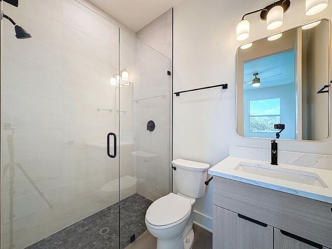 Building Photo - 336 14th St N