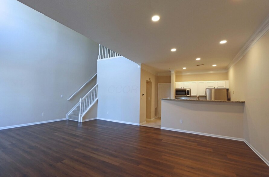 Building Photo - 6017 Craughwell Ln
