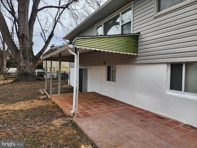 Building Photo - 1025 Kingsbury Rd