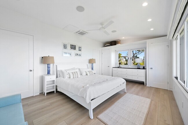 Building Photo - 6817 Seawatch Ln