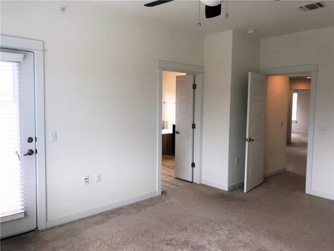 Building Photo - 4231 Berkman Dr