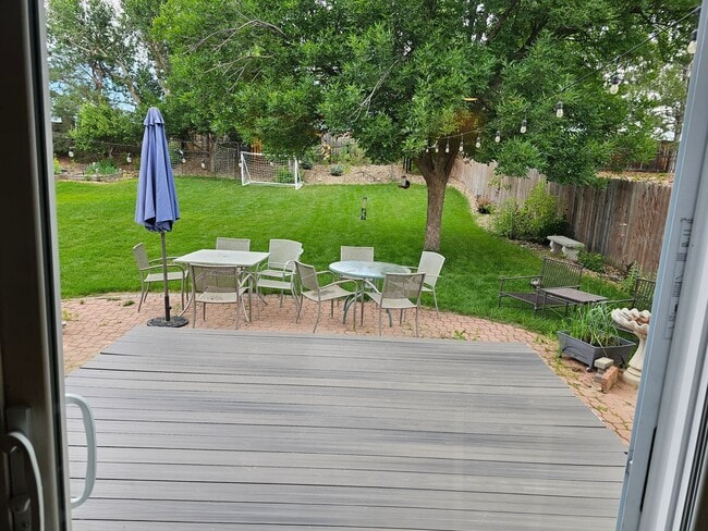 Building Photo - $500 Move in incentive! Gorgeous 4 bedroom Boulder home!  Available Now!