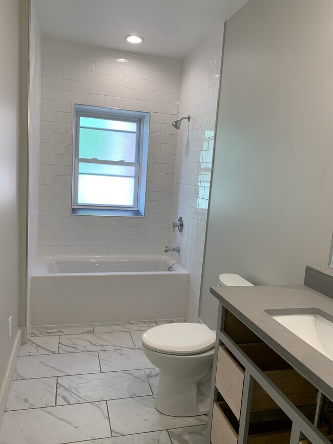 Building Photo - 2280 Bellfield