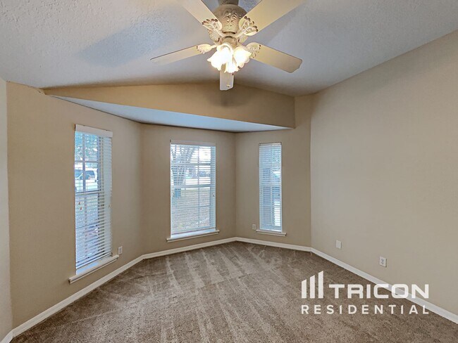 Building Photo - 102 Citrus Landing Dr