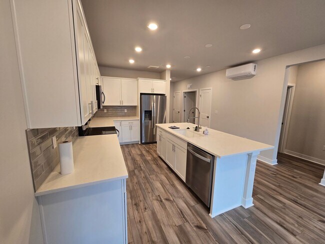 Building Photo - One Bedroom with Office