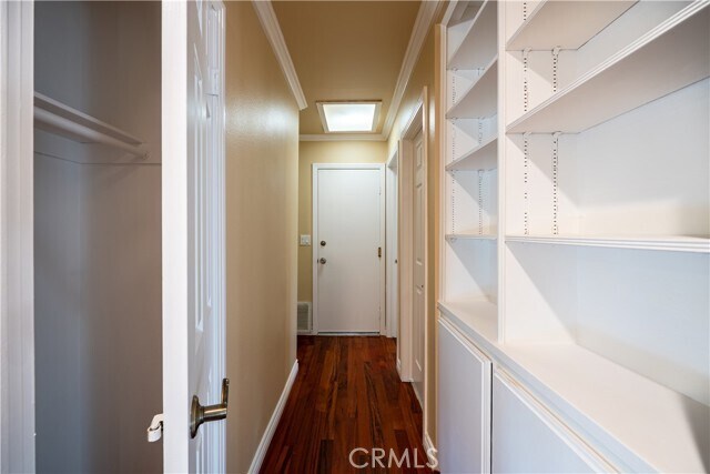 Building Photo - 23640 Vía Calma