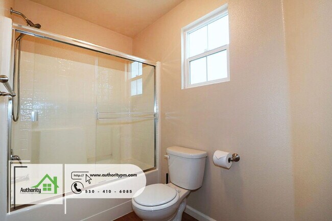 Building Photo - 573 Mission De Oro Dr