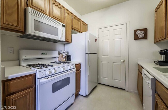 Building Photo - 7131 S Durango Dr