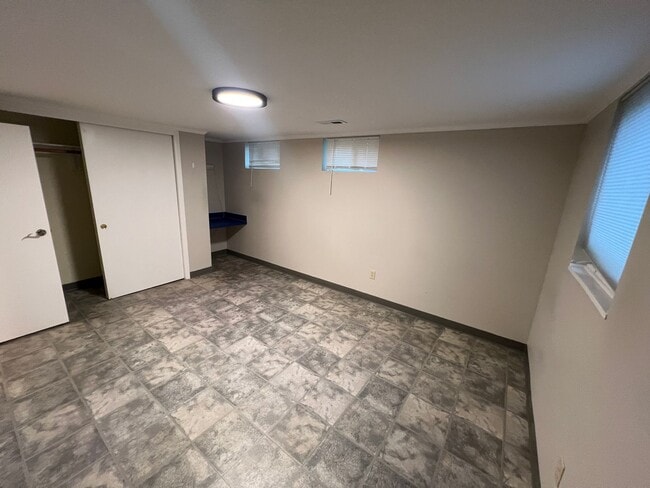 Building Photo - Spacious Home Near University of Portland