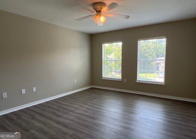 Building Photo - 405 Brooklet Cir