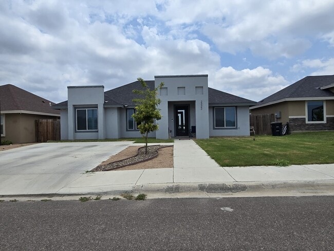 Building Photo - 2322 Rio Pecos Dr