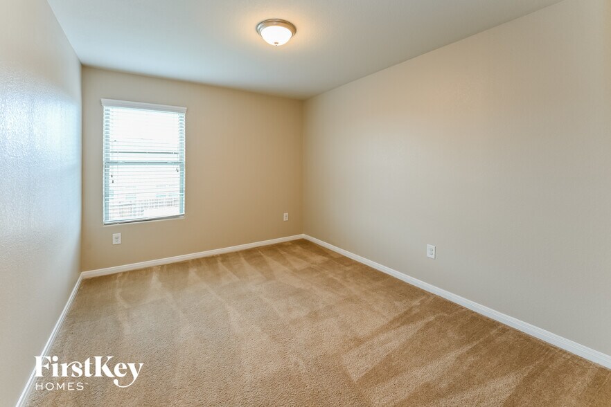Building Photo - 10031 Orchid Spring Ln