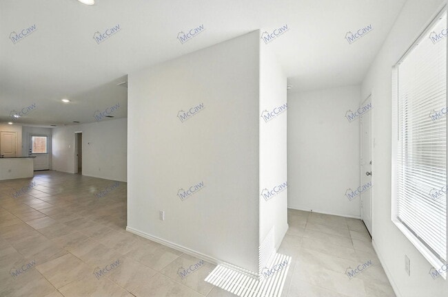Building Photo - 9217 Grackle Pl