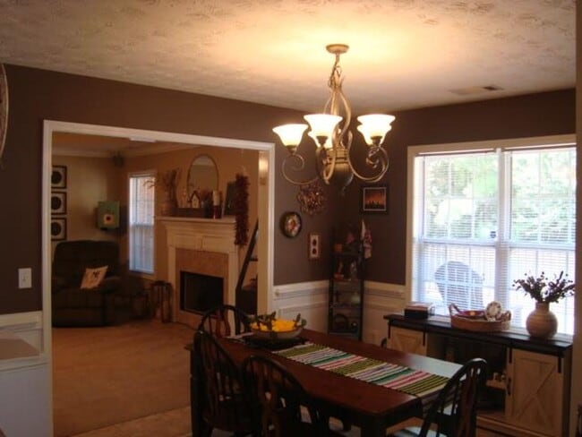 Building Photo - Phenix City  home available Now to rent