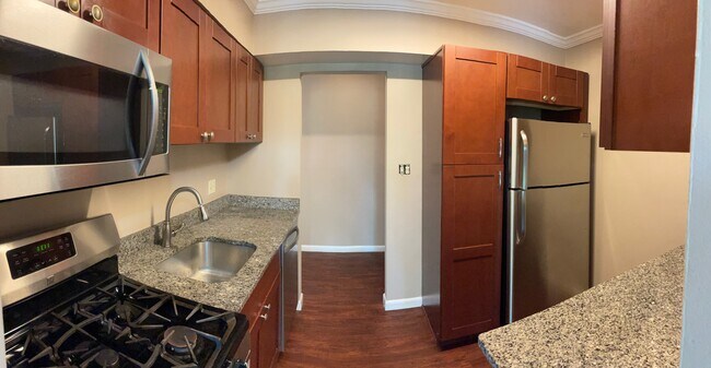 Primary Photo - 6099 Majors Ln