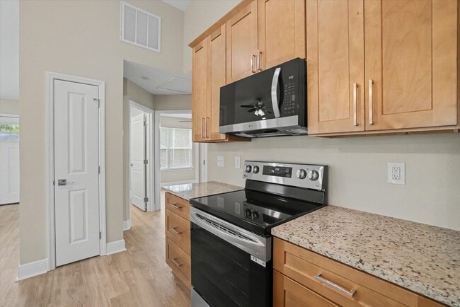 Building Photo - 37 Haida Trail