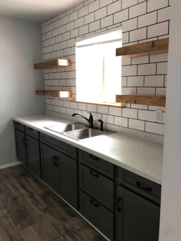 Building Photo - 90 Lincoln Ave