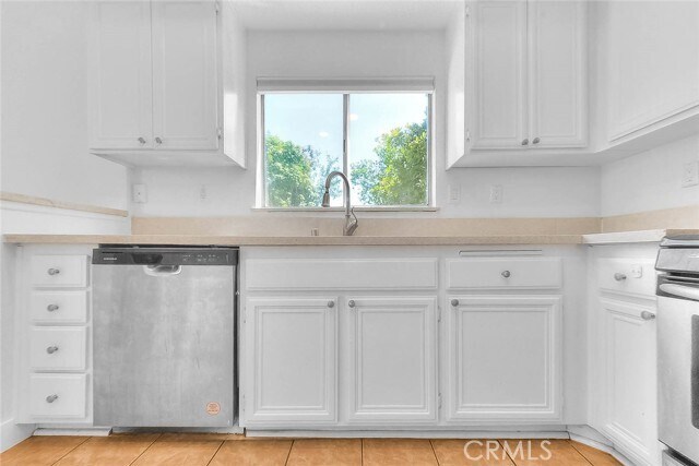 Building Photo - 3640 Honeyglen Way