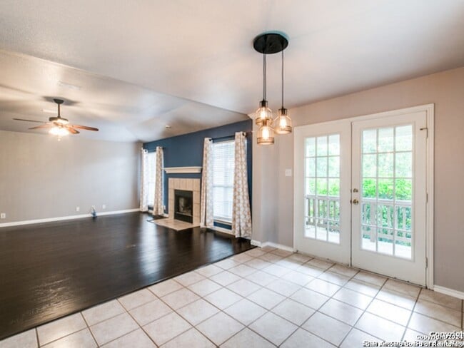 Building Photo - 5823 Rolling Forest Dr