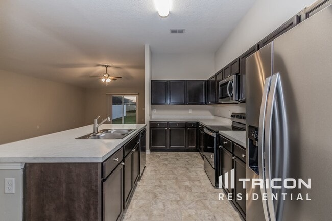 Building Photo - 1562 Liberty Tree Place Jacksonville FL