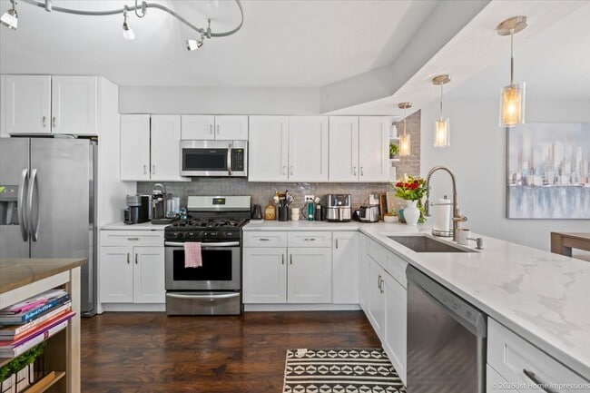 Building Photo - 6352 Orchard Dr