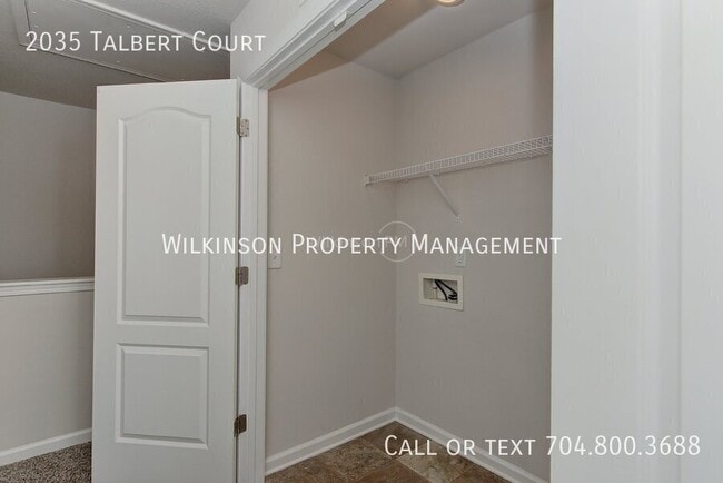 Building Photo - 2035 Talbert Ct