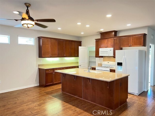 Building Photo - 126 Cascade Creek