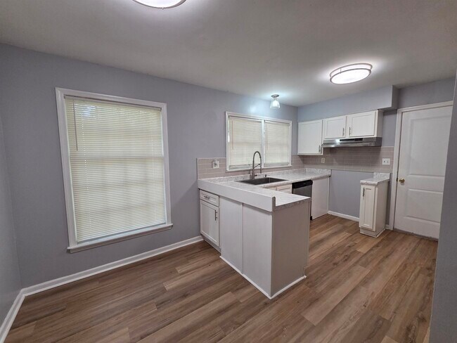 Building Photo - 2993 Laurencekirk Rd
