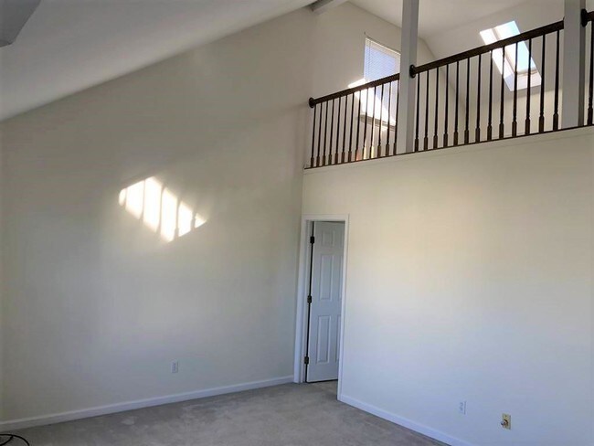 Building Photo - 53 Preston Lane