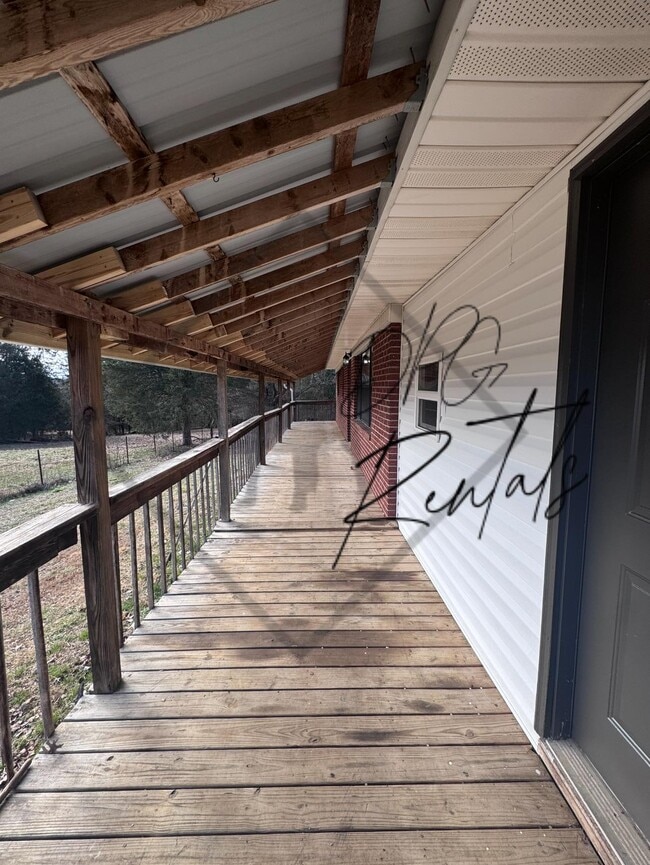 Building Photo - 135 Rhea Dr