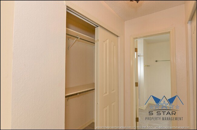 Building Photo - 648 Wind River Ave