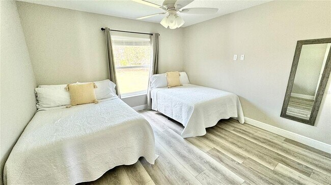 Building Photo - 6889 SW 179th Ct Rd