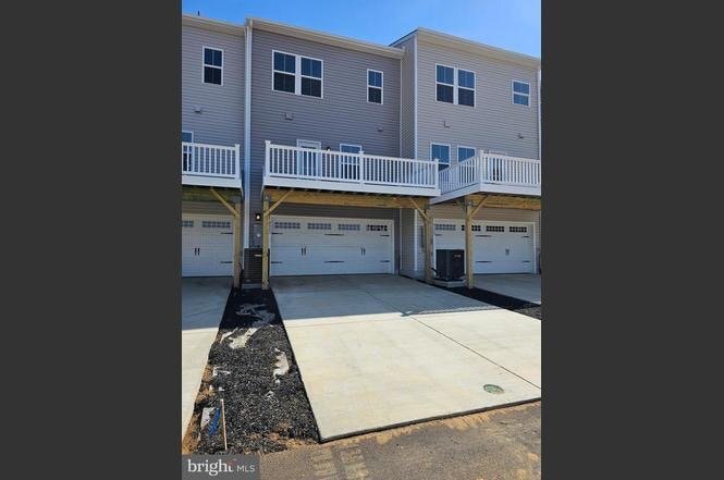 Building Photo - 4523 Briarhaven Dr