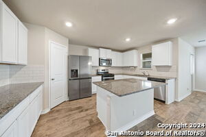 Building Photo - 13123 Minuet Sway