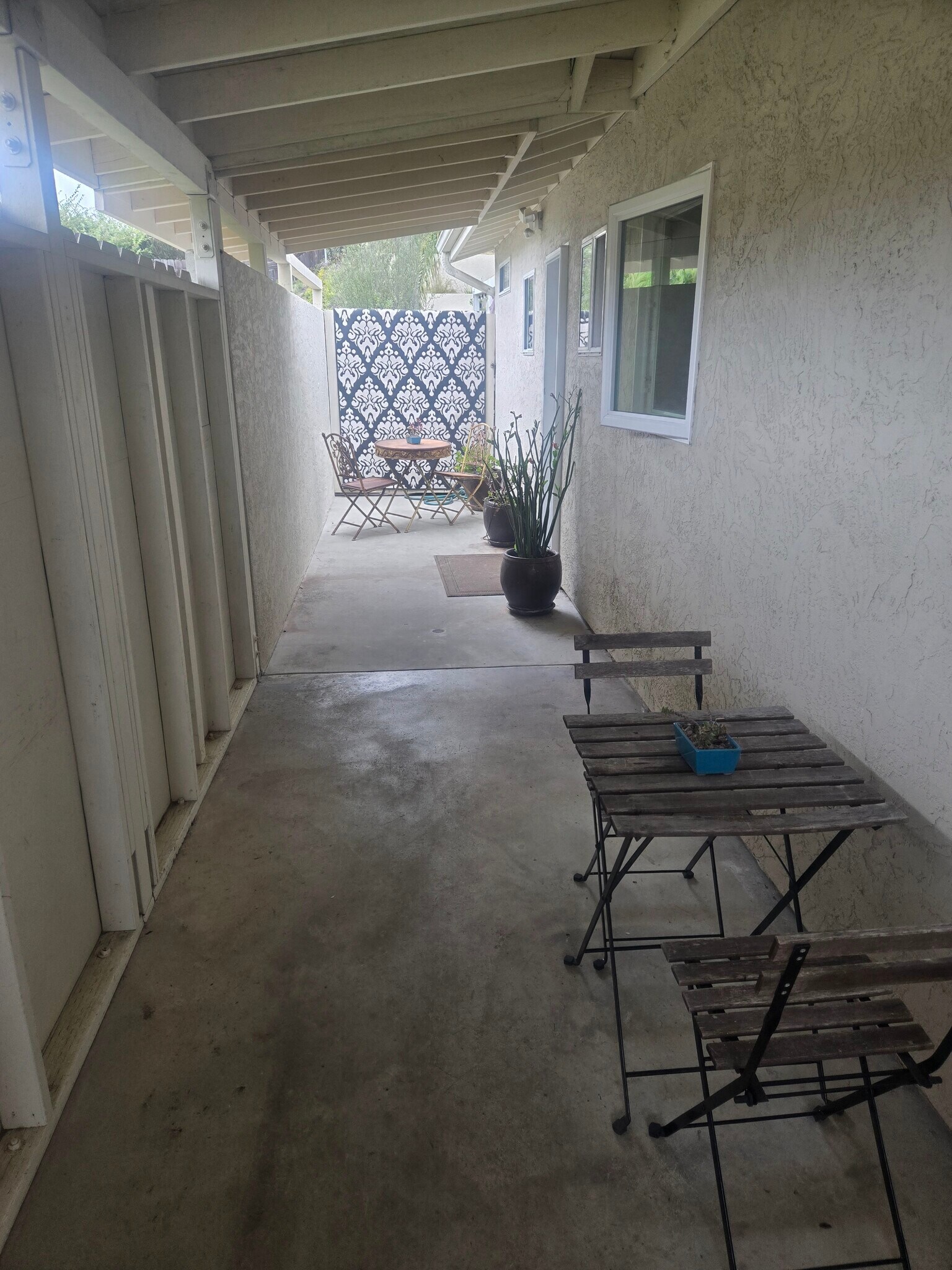 Building Photo - 632 Cerro St