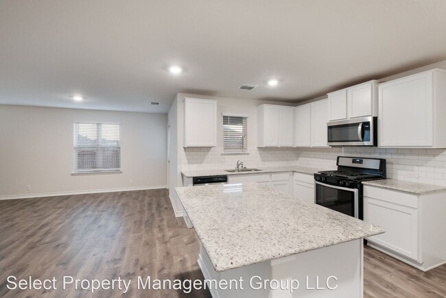 Building Photo - 3 br, 2.5 bath House - 13358 Ailey Knoll