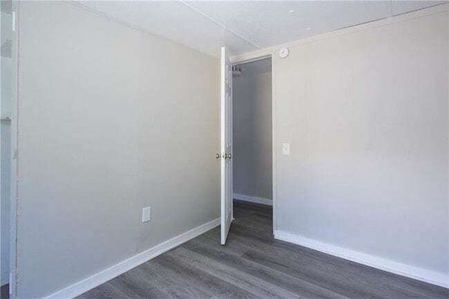 Building Photo - 340 Towler St