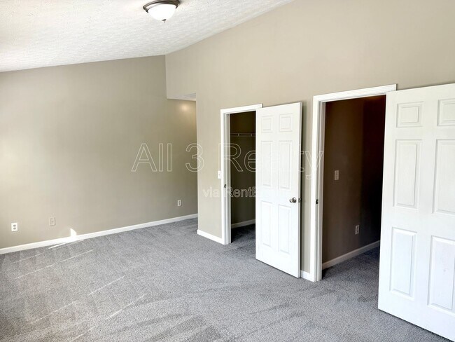 Building Photo - 1691 Redan W