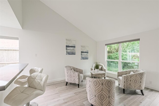 Building Photo - 2314 Silver Sage Dr