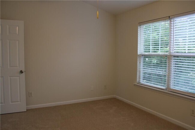 Building Photo - 2059 Liberty Ct NW