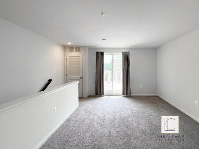Building Photo - 9616 Wesbourne Dr