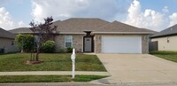 Building Photo - 5811 Mahon Dr